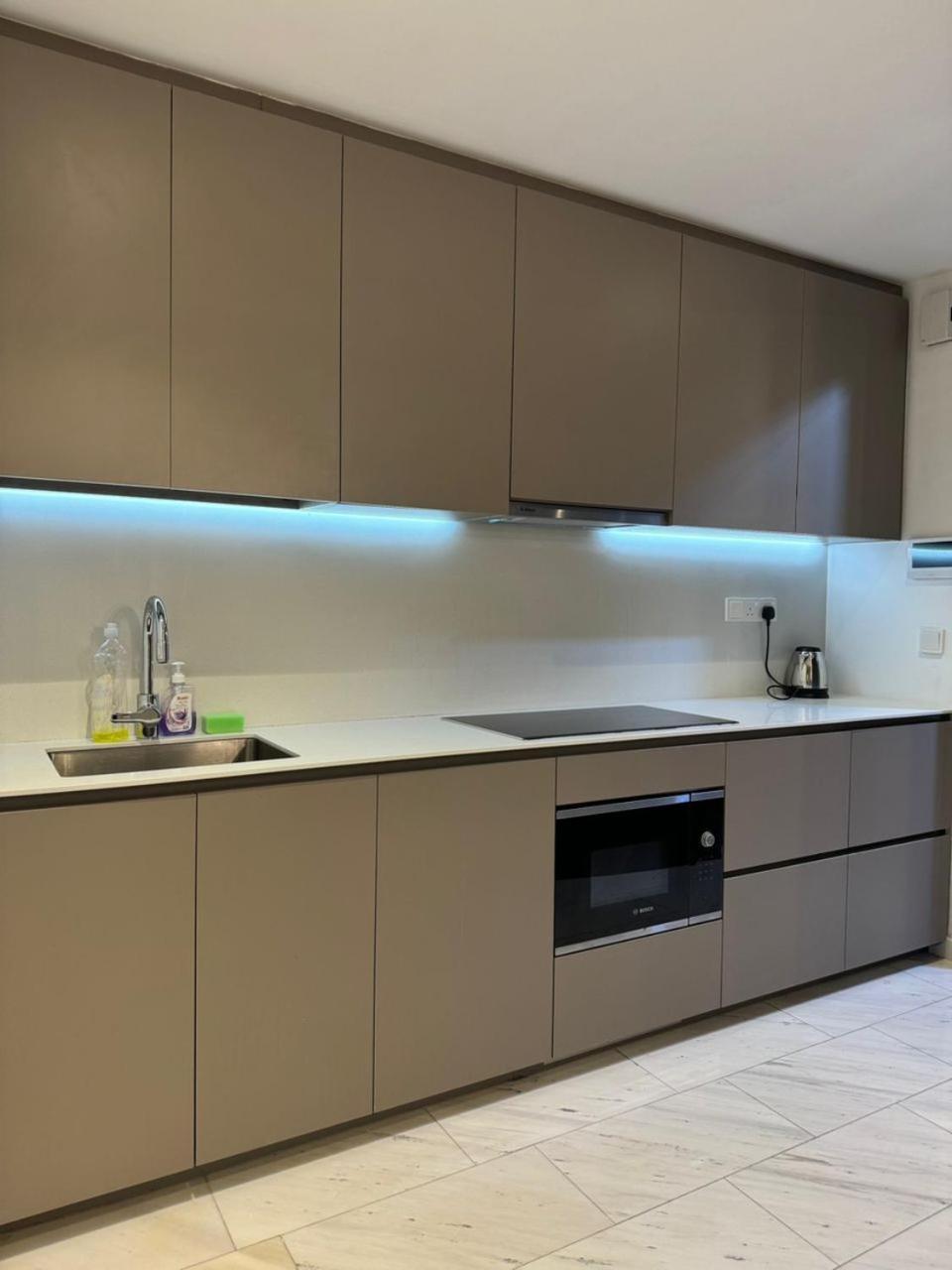 Eaton Residences Klcc By Perkasa Ikon クアラルンプール エクステリア 写真