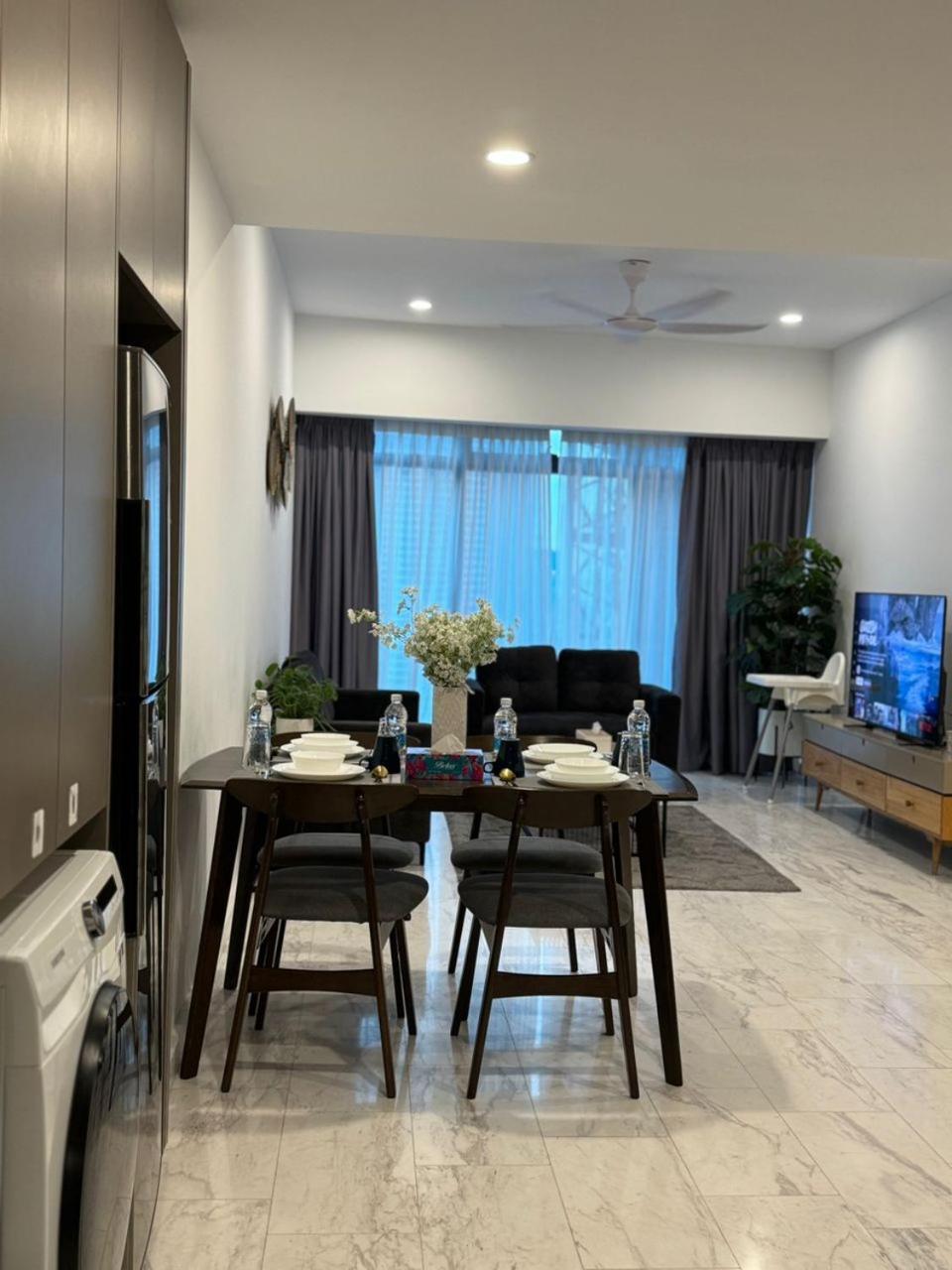 Eaton Residences Klcc By Perkasa Ikon クアラルンプール エクステリア 写真