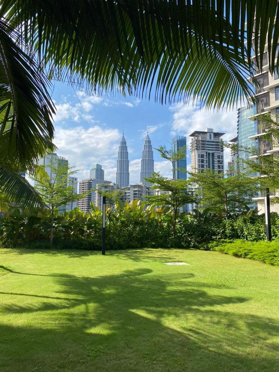 Eaton Residences Klcc By Perkasa Ikon クアラルンプール エクステリア 写真