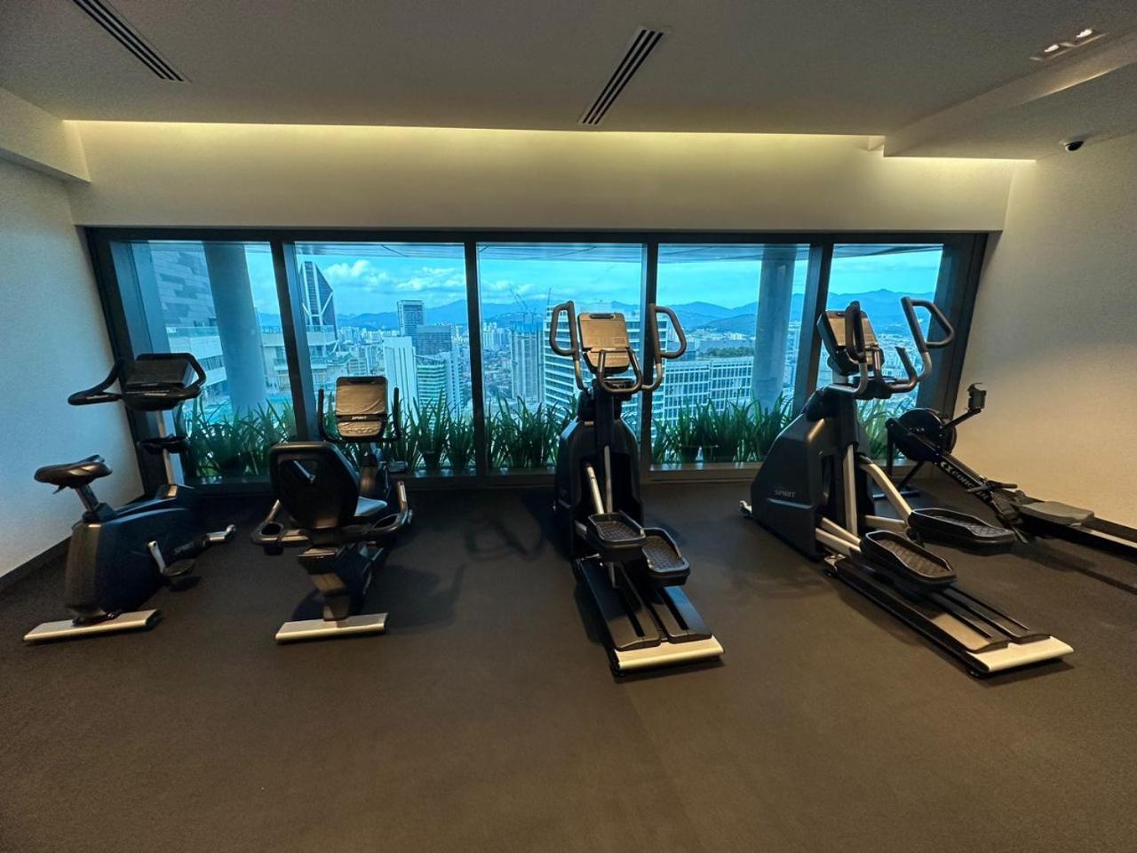 Eaton Residences Klcc By Perkasa Ikon クアラルンプール エクステリア 写真