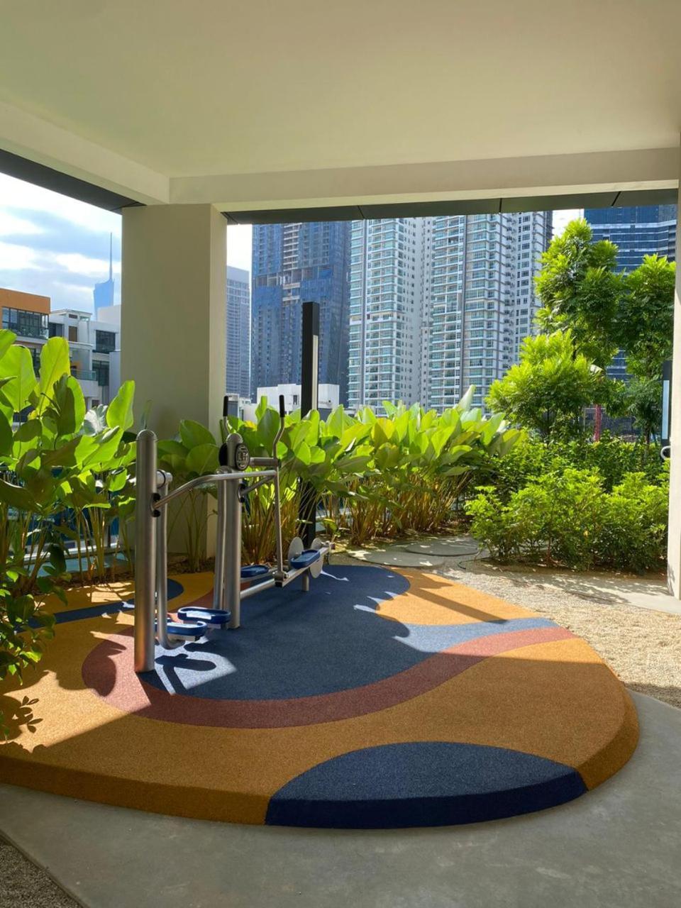 Eaton Residences Klcc By Perkasa Ikon クアラルンプール エクステリア 写真